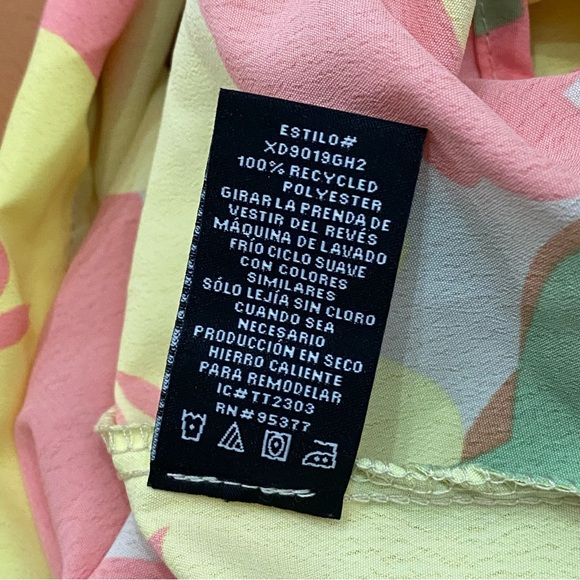 SOCIAL STANDARD by Sanctuary Smocked Back in Fiesta Floral Summer Dress Size S - Picture 14 of 16